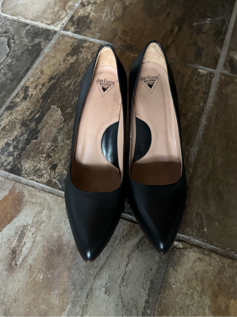 Fluevog Desmond heels in black - Picture 7 of 7